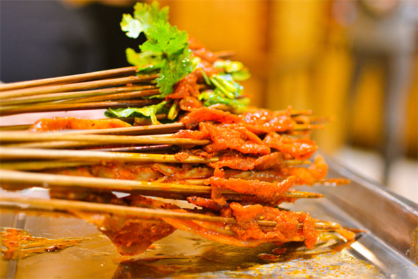 飯小仙串串香加盟