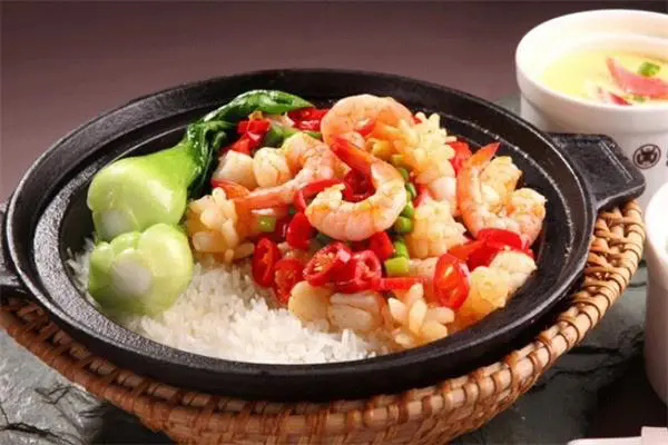 三只蝦煲仔飯加盟