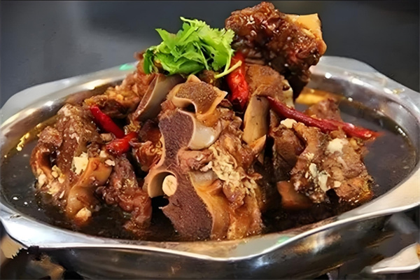 申小玉牛蝎子火鍋加盟