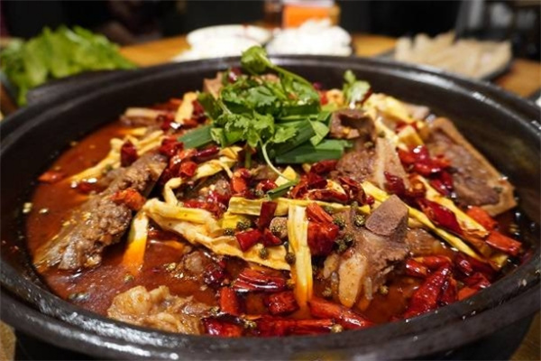 申小玉牛蝎子火鍋加盟