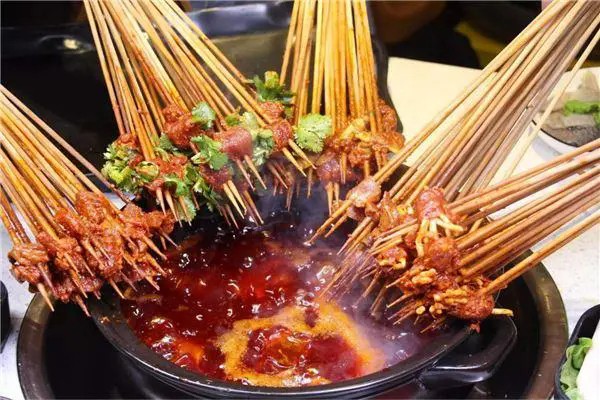食尚萬千串串香加盟