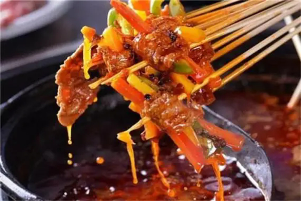 食尚萬千串串香加盟