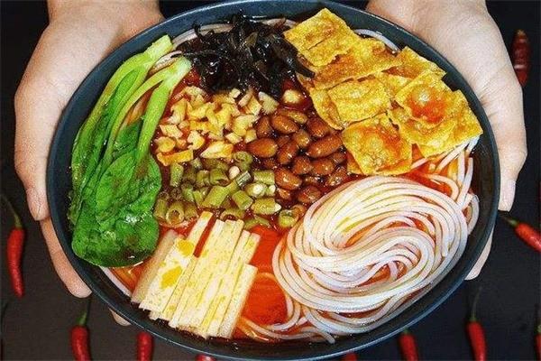 九螺煌螺螄粉加盟