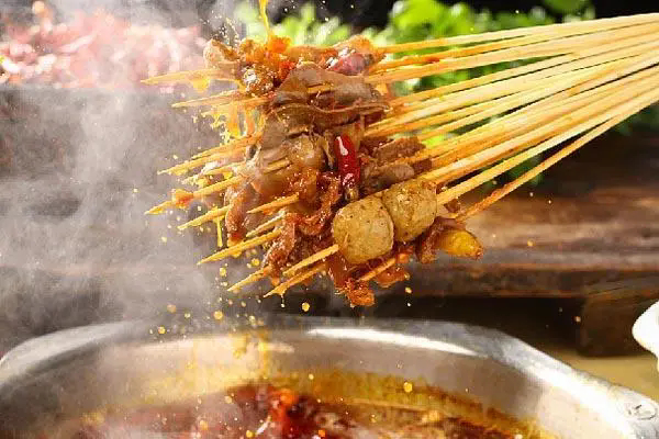 食尚萬千串串香加盟