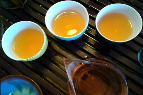全福連鎖茶業(yè)加盟