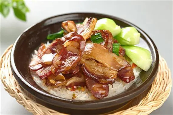 口福香煲仔飯加盟