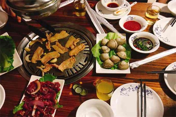 盆缽滿烤肉
