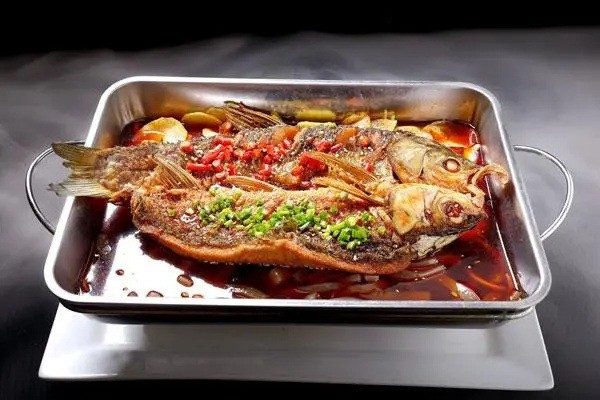 入口香鐵板烤魚加盟