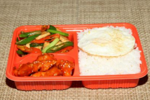 老飯盒米飯便當(dāng)加盟