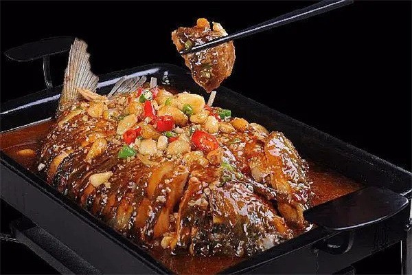 入口香鐵板烤魚加盟