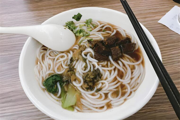 麥千碗私藏牛肉面加盟