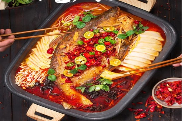 入口香鐵板烤魚加盟