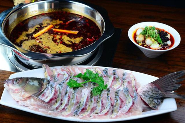 川湘苑魚(yú)火鍋加盟