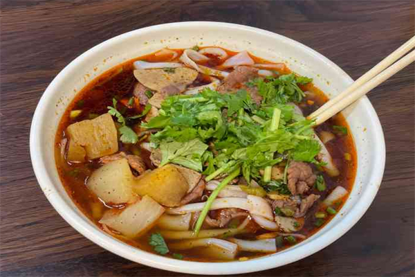 明靜特色生燙牛雜粉面館