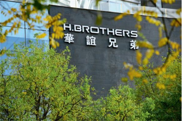 華誼兄弟加盟