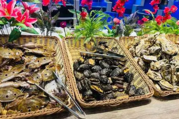 漁樂圈海鮮自助餐廳加盟
