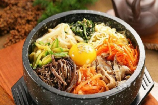 阿吉瑪石鍋拌飯加盟