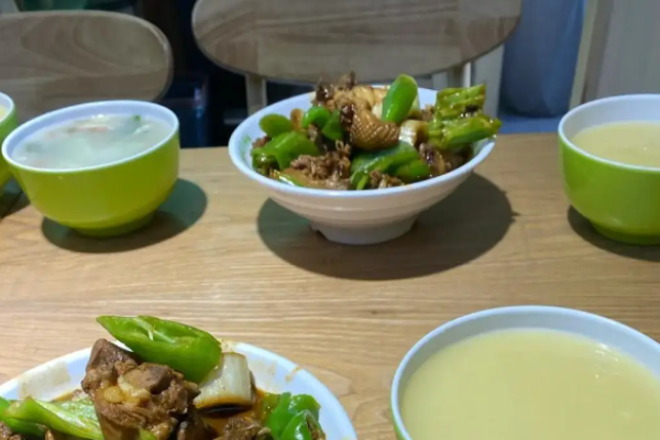 賈掌柜小碗雞加盟