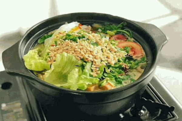 王小灶砂鍋麻辣燙加盟