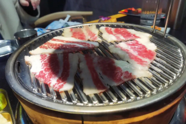 醉火燒泥爐烤肉加盟