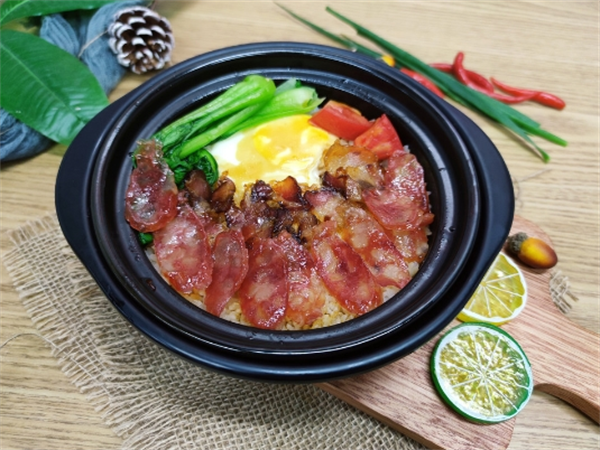 開門迎煲仔飯加盟