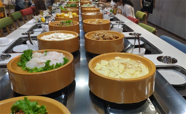 小火鍋先生旋轉(zhuǎn)小火鍋加盟