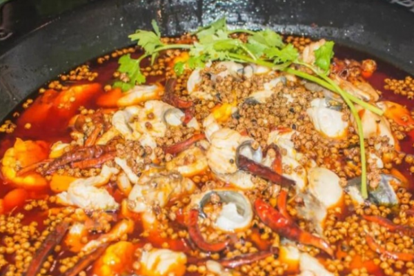 授漁人鮮魚(yú)火鍋加盟