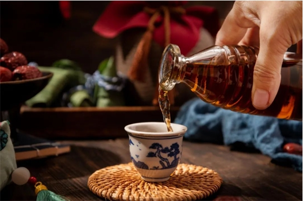 厚德酒業(yè)加盟