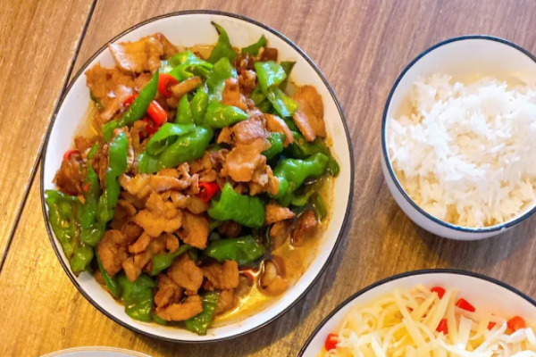 食意軒現(xiàn)炒快餐加盟