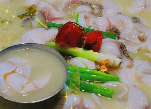 憶家酸菜魚加盟