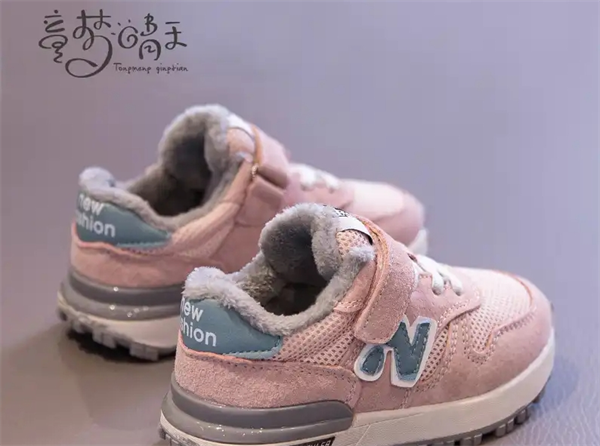 童夢(mèng)晴天童鞋加盟