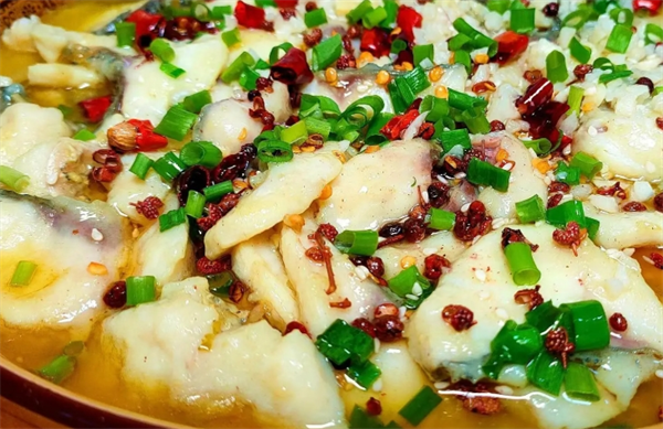 春江酸菜魚館加盟費多少錢？一探究竟，了解創(chuàng)業(yè)成本和利潤！