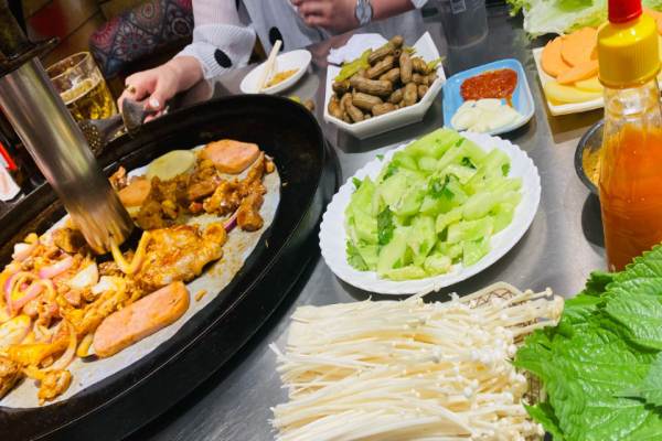爽哥地鍋烤肉加盟