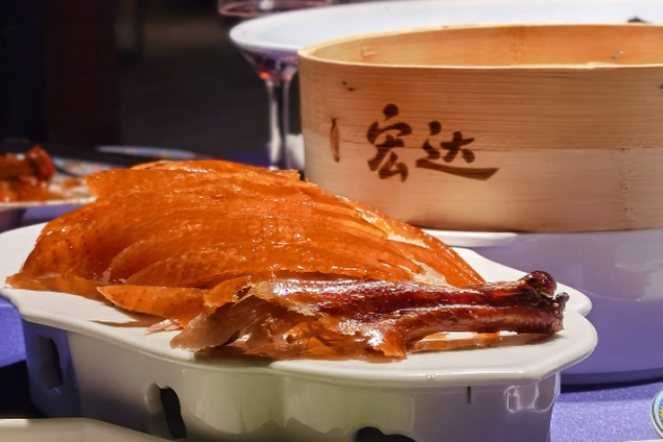 宏達(dá)老菜館加盟