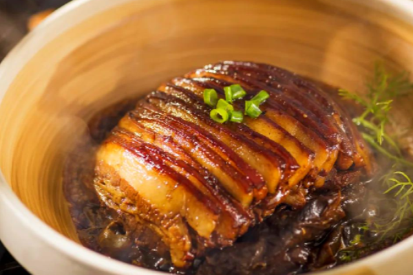 宏達(dá)老菜館加盟