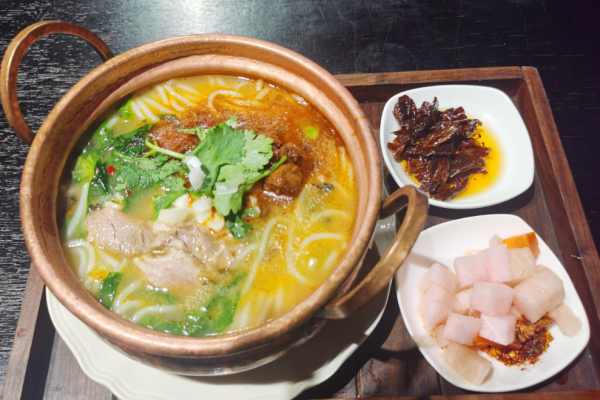 愛(ài)上鋒味過(guò)橋米線(xiàn)加盟