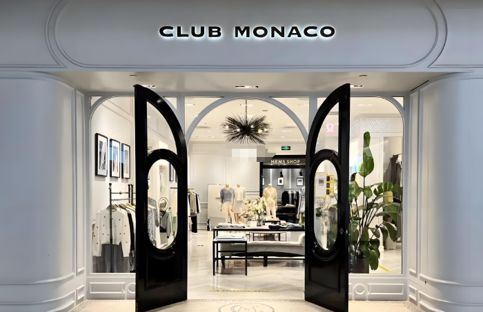 Club Monaco加盟