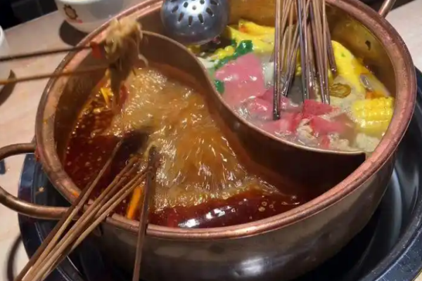 鮑媳婦火鍋串串加盟