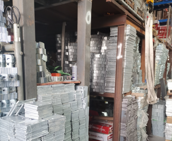 上海開家鋼材店需投資多少錢？全流程成本解析與盈利指南
