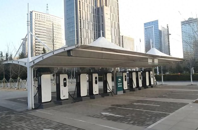 上海辦個充電站要投資多少？詳解全流程成本與收益