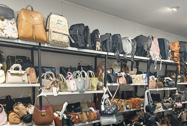 上海開個女包店投資要多少店費用