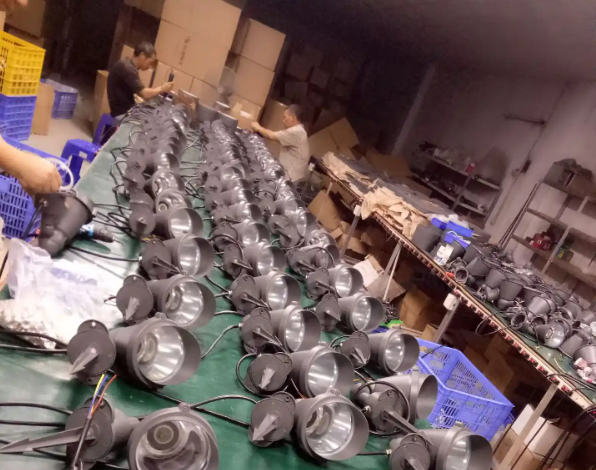 上海led燈具廠投資多少錢？上海LED燈具廠投資成本全解析