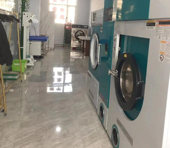 上海小型干洗店得需要投資多少？投資成本全解析