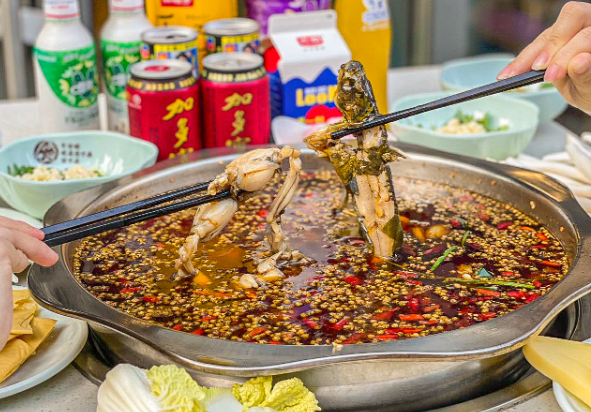 上海開一家魚火鍋要投資多少錢？全流程成本拆解與盈利邏輯