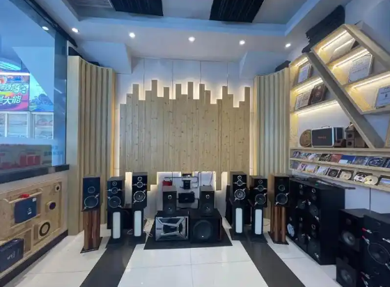 上海開想開汽車音響店投資多少店合適