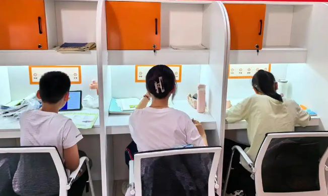 上海開ai教育培訓機構加盟店多少錢？全維度成本解析