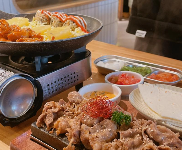 開(kāi)韓國(guó)料理店投資多少？從選址到盈利的全流程解析