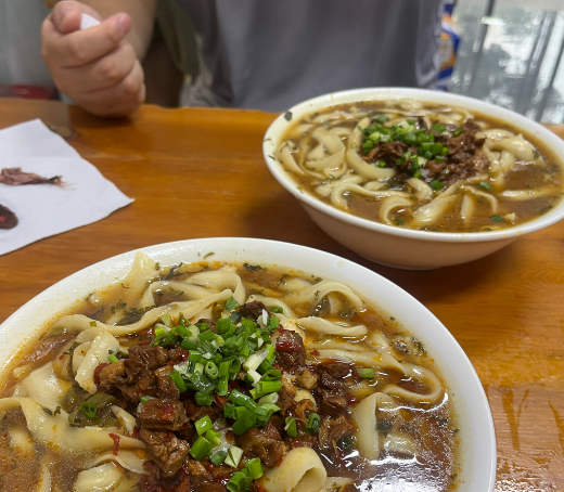 開刀削面館大概投資多少錢？開刀削面館投資全解析