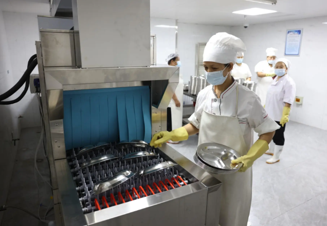 上海開上海消毒餐具店要多少錢？上海開消毒餐具店成本全解析