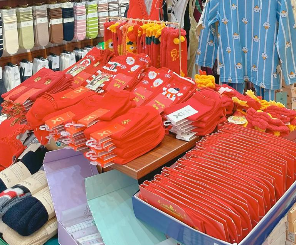 開一家襪子店需要投資多少錢？資金運(yùn)營全解析